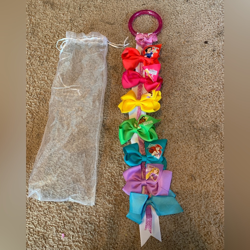 NWOT Disney Princess Bow Set